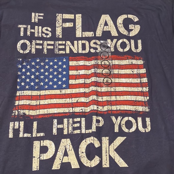 Men’s tshirt medium - Picture 2 of 2